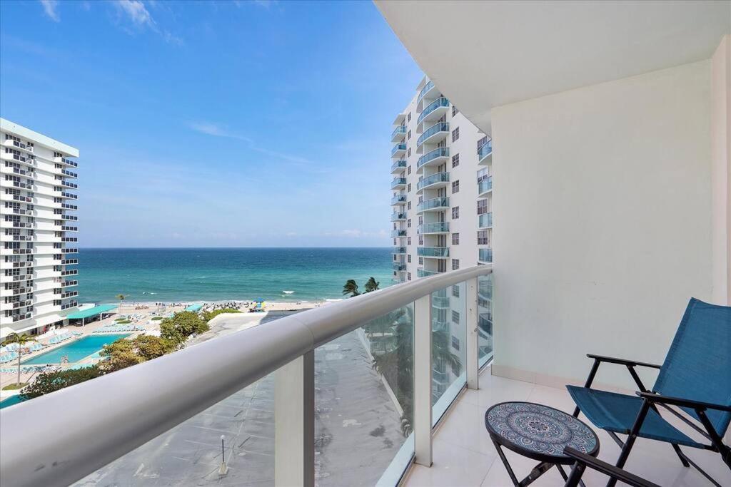Beachfront 2 Bedroom At Tides Hollywood 8Th Floor Zewnętrze zdjęcie